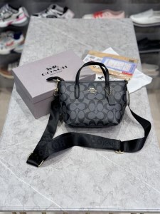 کیف کوچ مستر فول پک کد 1624