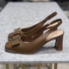 کفش مجلسی کوکو زنانه پاشنه هفت سانتی کد B552-5 رنگ خاکی سایز 39