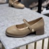 کفش زنانه وارداتی کوکو فول طبی پاشنه 4 سانت کد B632-2 رنگ خاکی سایز 38