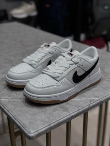 نایک ترویس وارداتی کد m12754