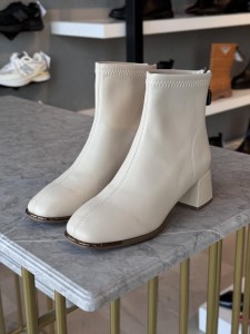 نیم بوت لس کارپ پاشنه 5سانت کد mdt-370