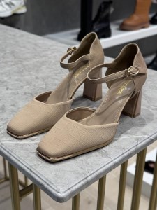 مجلسی زنانه لس کارپ پاشنه 8سانت کدmdt-356