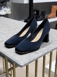 کفش زنانه کوکو پاشنه 7 سانت کد b662-1