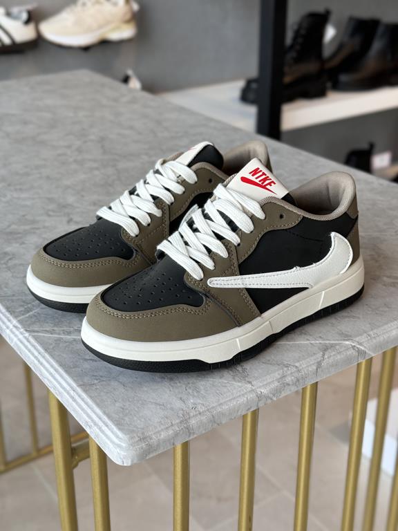 کتونی نایک ترویس وارداتی کد m13007