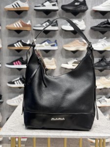 کیف وارداتی زنانه کد 1048 کیف وارداتی زنانه کد 1048