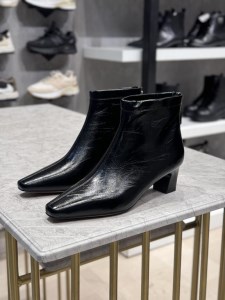 نیم بوت زنانه یونای مجلسی کد Yq6676