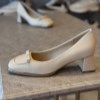 کفش زنانه پاشنه سانتی کوکو کد B670-2 رنگ کرم سایز 39