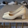 کفش زنانه پاشنه 5سانت کوکو کدB670-10رنگ کرم سایز 40